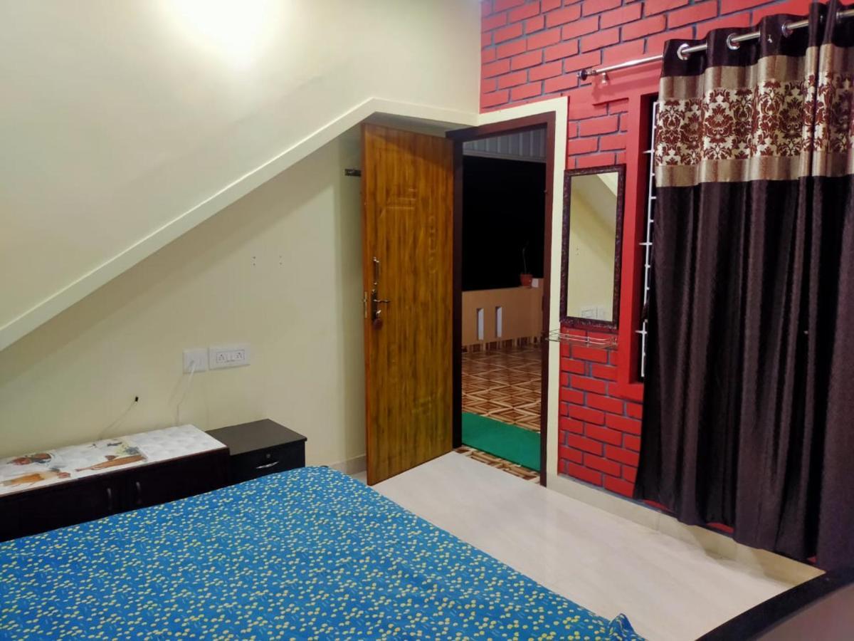 Maanyatha Home Stay Манипала Экстерьер фото